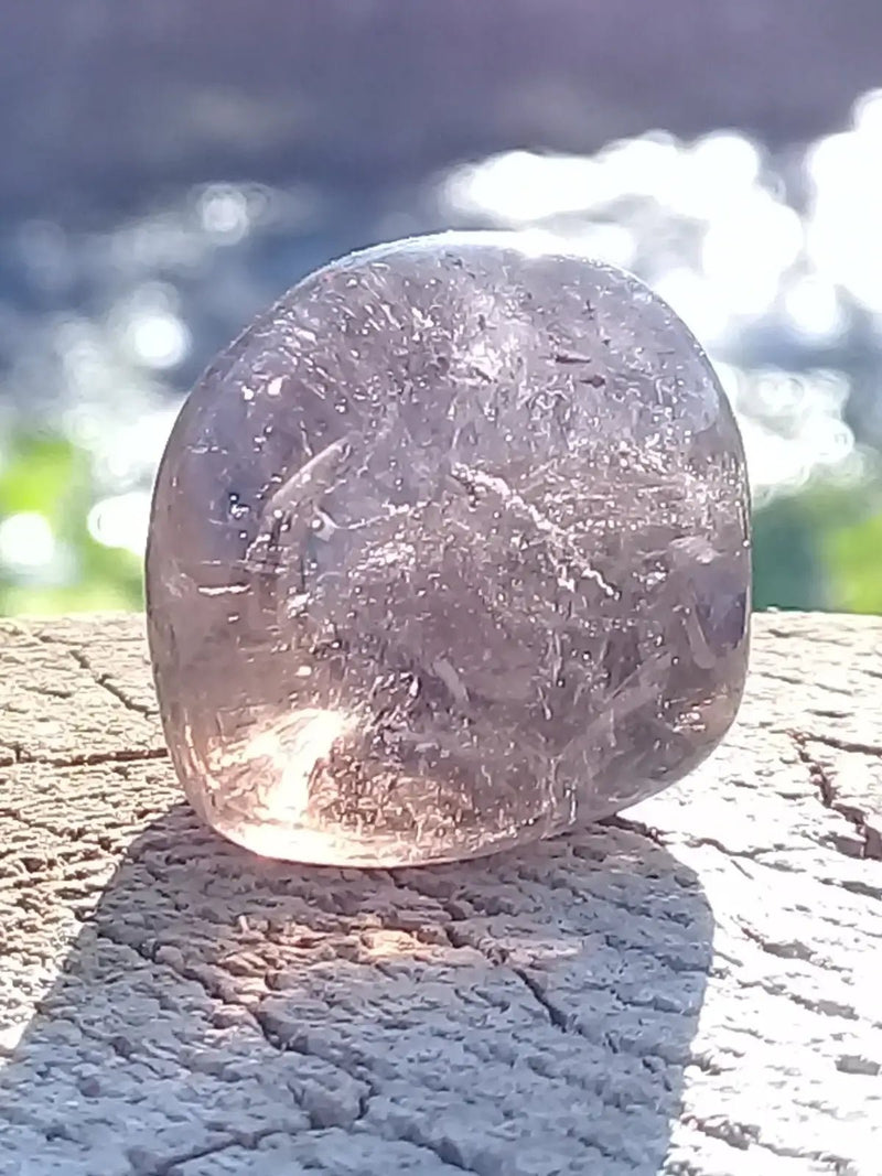 Load image into Gallery viewer, Quartz fumé du Brésil pierre roulée Grade A++++ Quartz fumé du Brésil pierre roulée
