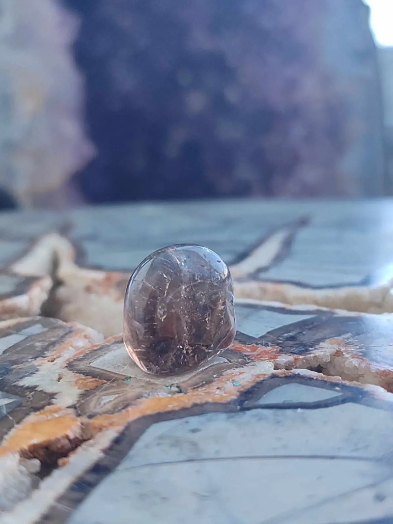 Load image into Gallery viewer, Quartz fumé du Brésil pierre roulée Grade A++++ Quartz fumé du Brésil pierre roulée
