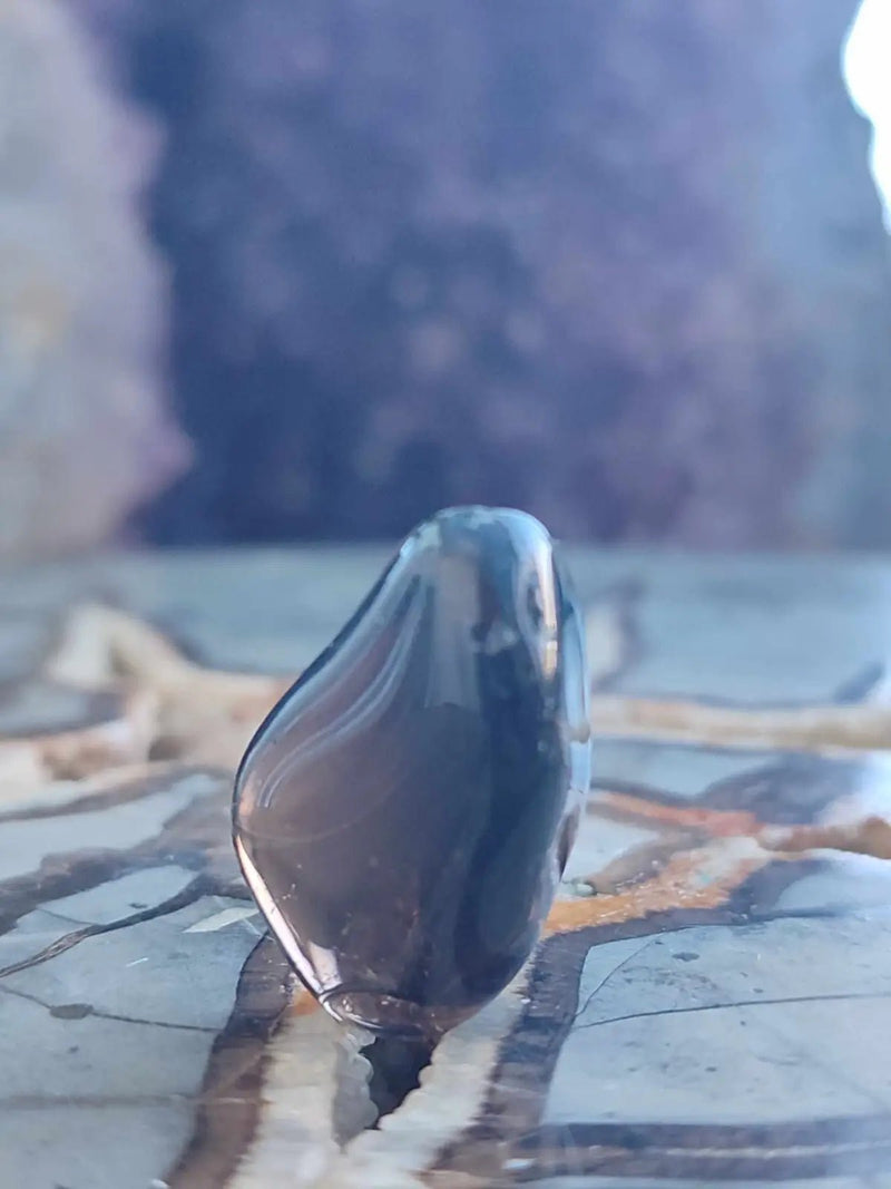 Chargez l'image dans la visionneuse de la galerie, Quartz fumé du Brésil pierre roulée Grade A++++ Quartz fumé du brésil pierre roulée
