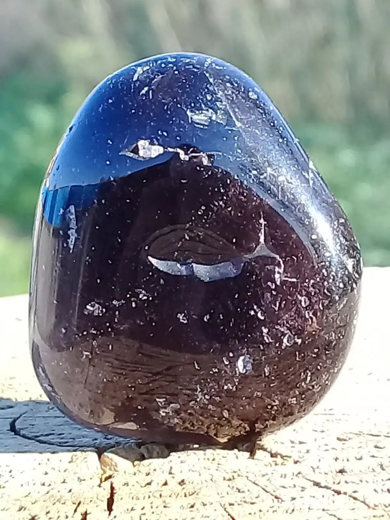 Load image into Gallery viewer, Quartz fumé du Brésil pierre roulée Grade A++++ Quartz fumé du brésil pierre roulée
