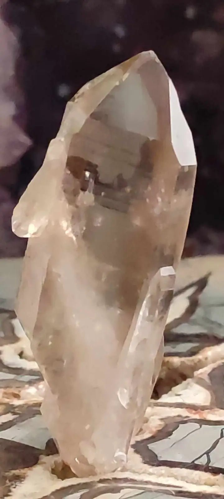 Chargez l&#39;image dans la visionneuse de la galerie, Quartz fumé du Brésil pointe brute Grade A++++ Quartz fumé

