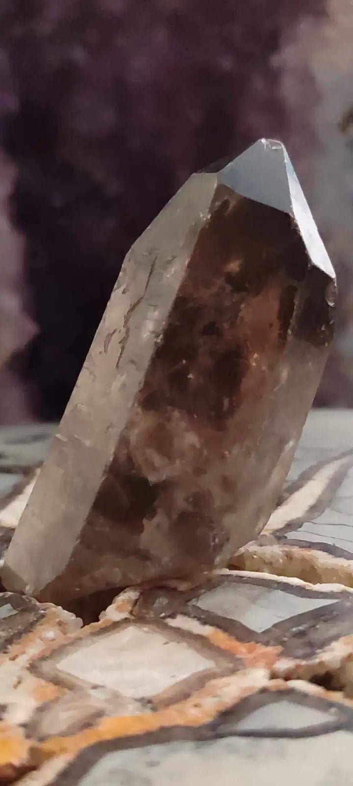 Chargez l&#39;image dans la visionneuse de la galerie, Quartz fumé du Brésil pointe brute Grade A++++ Quartz fumé pointe brute
