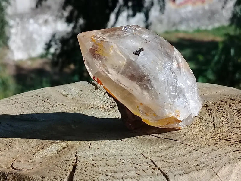 Load image into Gallery viewer, Quartz Green Ridge Clear Iron-Coated Grade A ++++ 5 x 2,5 x 2,8 cm Quartz Green Ridge Clear Iron-Coated
