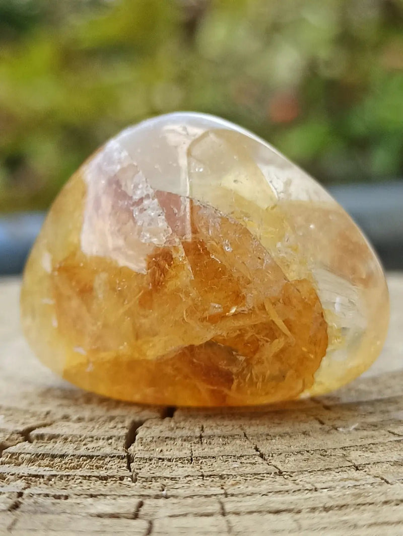 Load image into Gallery viewer, Quartz Hématoïde guérisseur du Brésil pierre roulée Grade A++++ Quartz Hématoïde guérisseur
