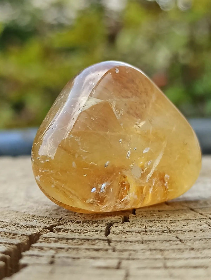 Load image into Gallery viewer, Quartz Hématoïde guérisseur du Brésil pierre roulée Grade A++++ Quartz Hématoïde guérisseur
