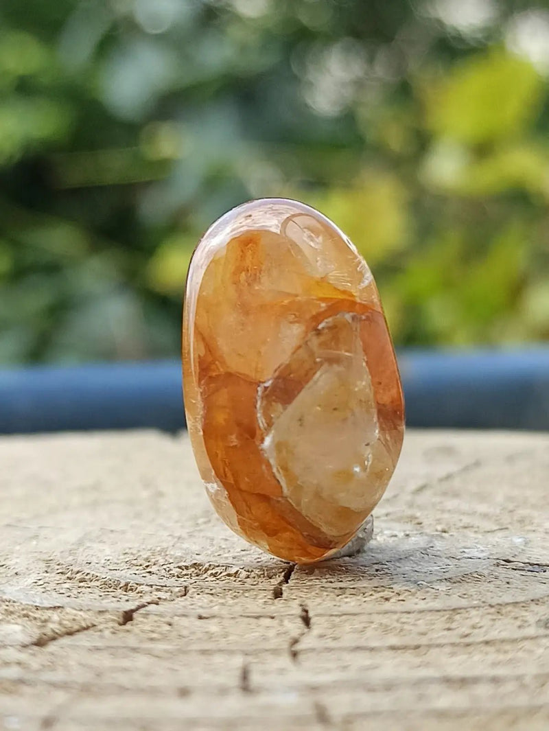 Load image into Gallery viewer, Quartz Hématoïde guérisseur du Brésil pierre roulée Grade A++++ Quartz Hématoïde guérisseur
