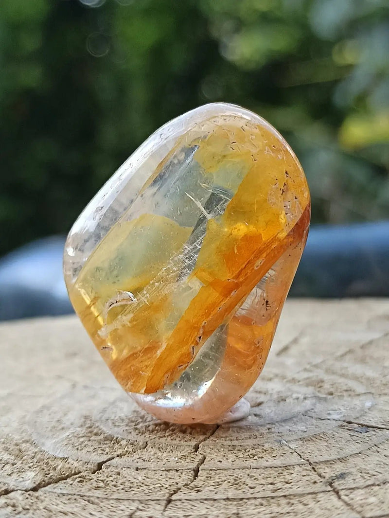 Load image into Gallery viewer, Quartz Hématoïde guérisseur du Brésil pierre roulée Grade A++++ Quartz Hématoïde guérisseur
