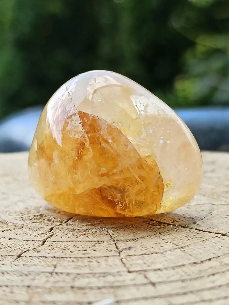 Load image into Gallery viewer, Quartz Hématoïde guérisseur du Brésil pierre roulée Grade A++++ Quartz Hématoïde guérisseur
