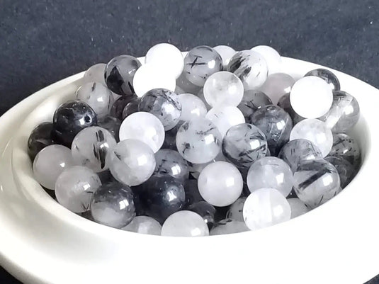 Quartz inclusions de Tourmaline Grade A++++ Prix perle à l’unité Diam 8mm Quartz à inclusions de Tourmaline noire perle