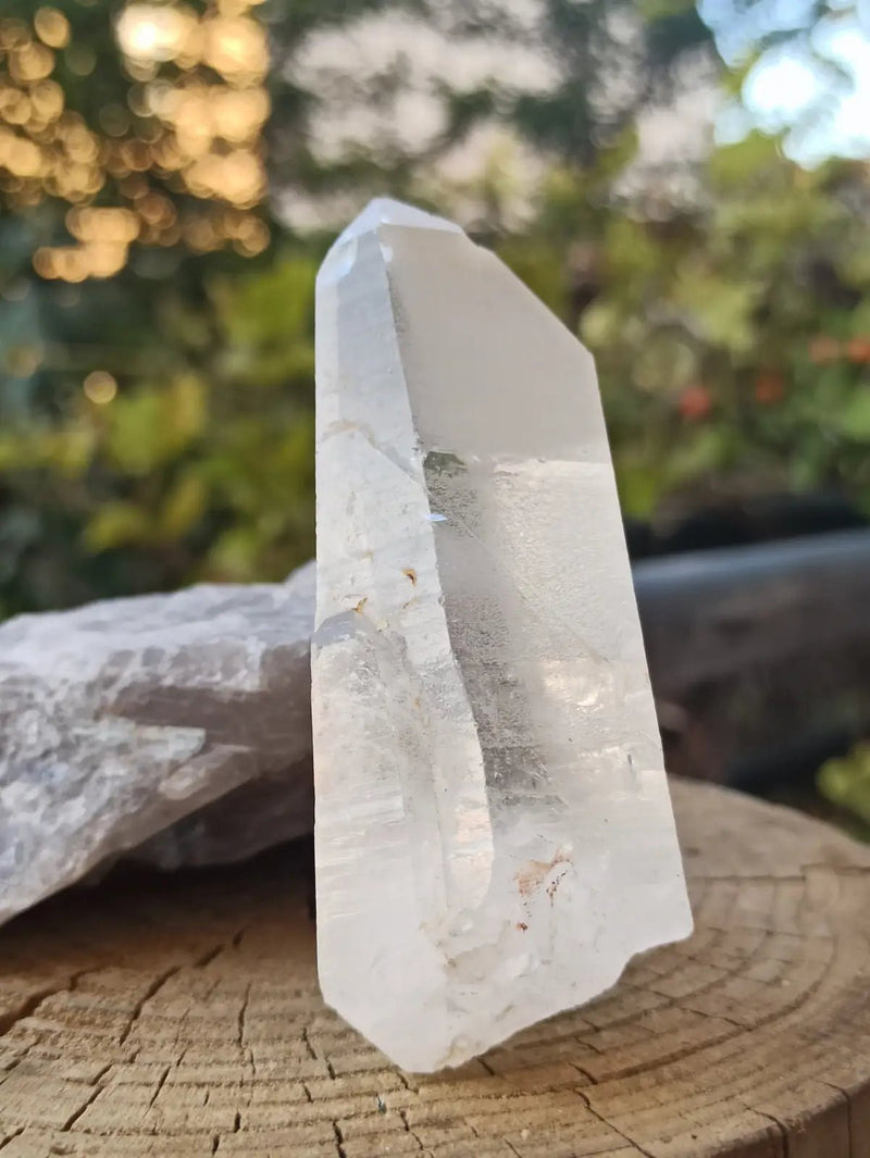 Load image into Gallery viewer, Quartz Lémurien Pointe brute Grade A++++ Quartz Lémurien pointe brute
