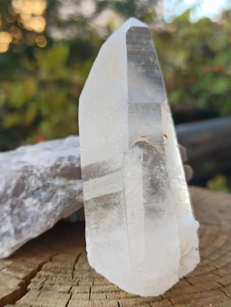Load image into Gallery viewer, Quartz Lémurien Pointe brute Grade A++++ Quartz Lémurien pointe brute
