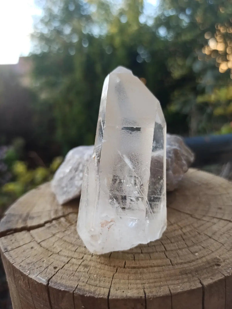 Load image into Gallery viewer, Quartz Lémurien Pointe brute Grade A++++ Quartz Lémurien pointe brute
