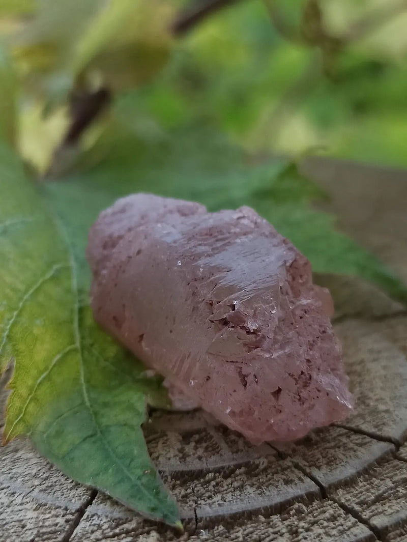 Load image into Gallery viewer, Quartz Nirvana ou Quartz de Glace de l’Himalaya Grade A ++++ (Très Rare) Quartz Nirvana ou Quartz glace d’Himalaya
