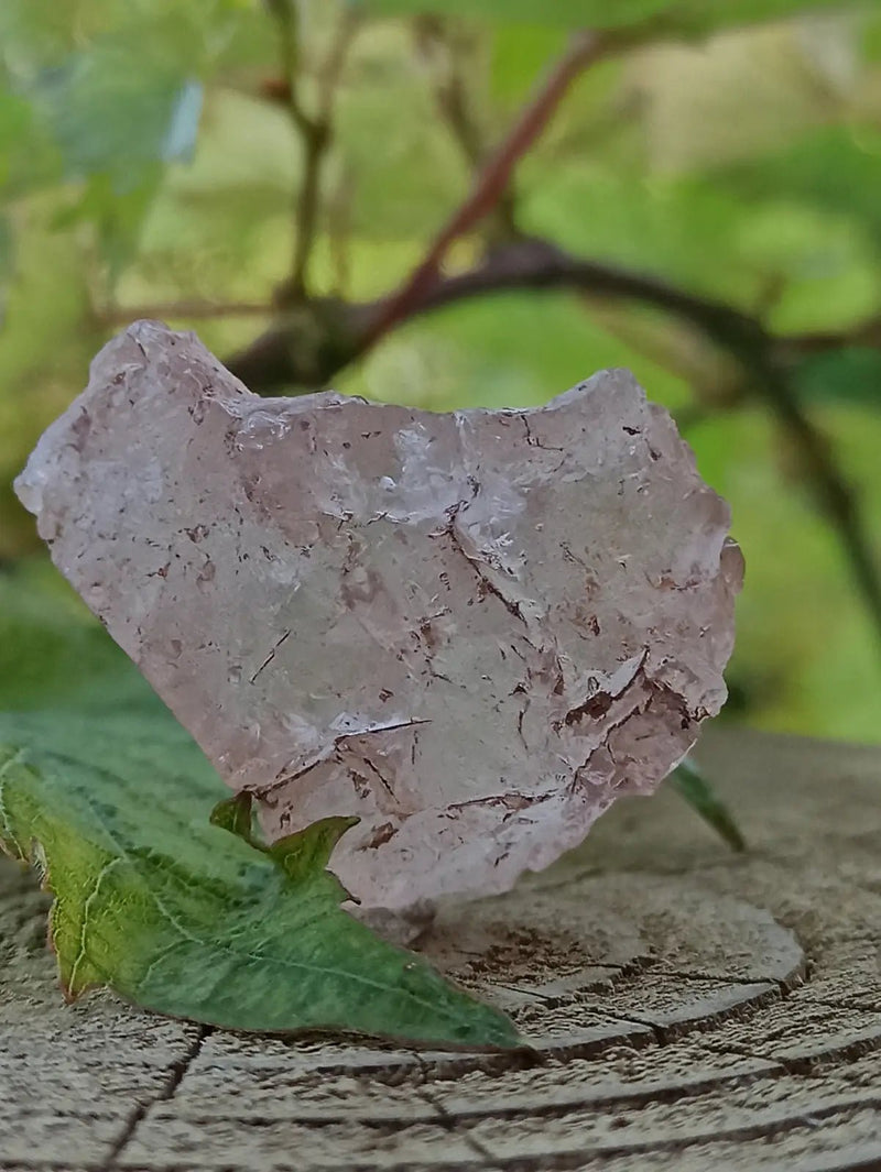 Load image into Gallery viewer, Quartz Nirvana ou Quartz de Glace de l’Himalaya Grade A ++++ (Très Rare) Quartz Nirvana ou Quartz glace d’Himalaya
