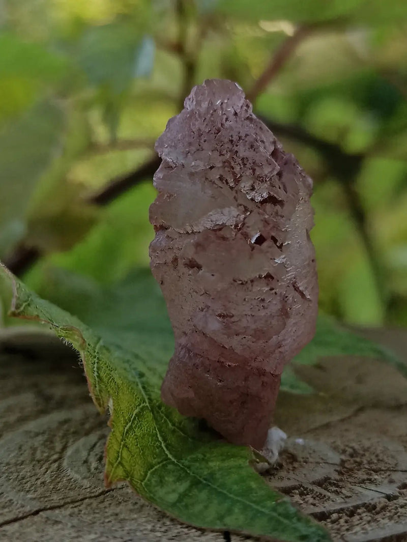 Load image into Gallery viewer, Quartz Nirvana ou Quartz de Glace de l’Himalaya Grade A ++++ (Très Rare) Quartz Nirvana ou Quartz glace d’Himalaya
