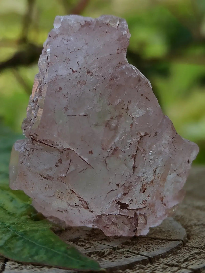 Load image into Gallery viewer, Quartz Nirvana ou Quartz de Glace de l’Himalaya Grade A ++++ (Très Rare) Quartz Nirvana ou Quartz glace d’Himalaya
