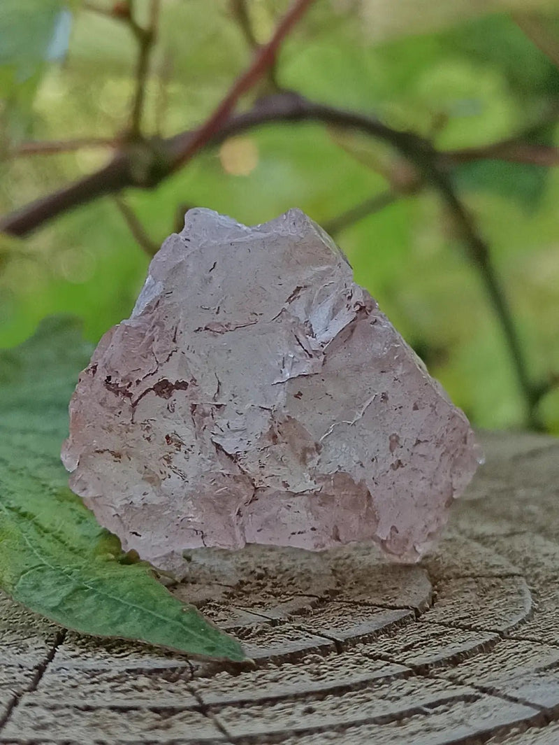 Load image into Gallery viewer, Quartz Nirvana ou Quartz de Glace de l’Himalaya Grade A ++++ (Très Rare) Quartz Nirvana ou Quartz glace d’Himalaya
