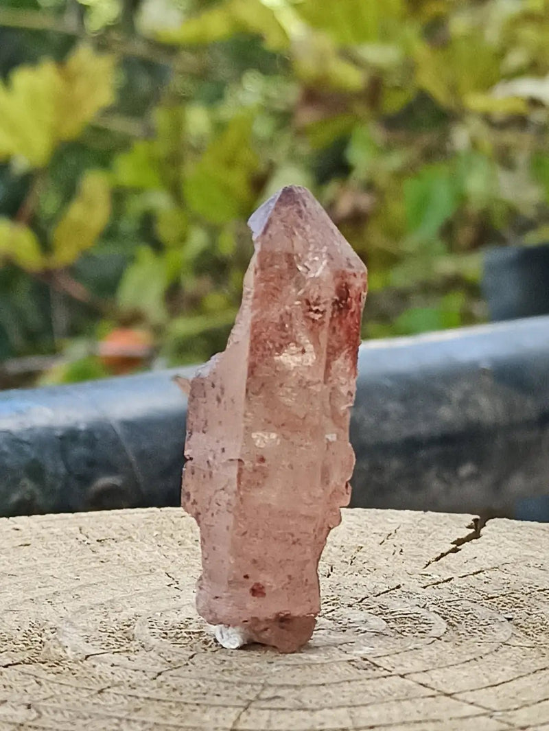 Load image into Gallery viewer, Quartz Nirvana ou Quartz de Glace de l’Himalaya Grade A ++++ (Très Rare)
