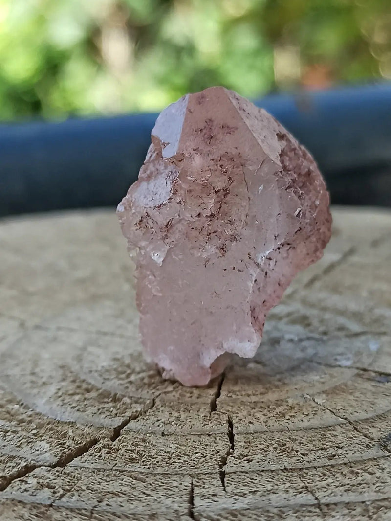 Load image into Gallery viewer, Quartz Nirvana ou Quartz de Glace de l’Himalaya Grade A ++++ (Très Rare) Quartz Nirvana ou Quartz glace d’Himalaya
