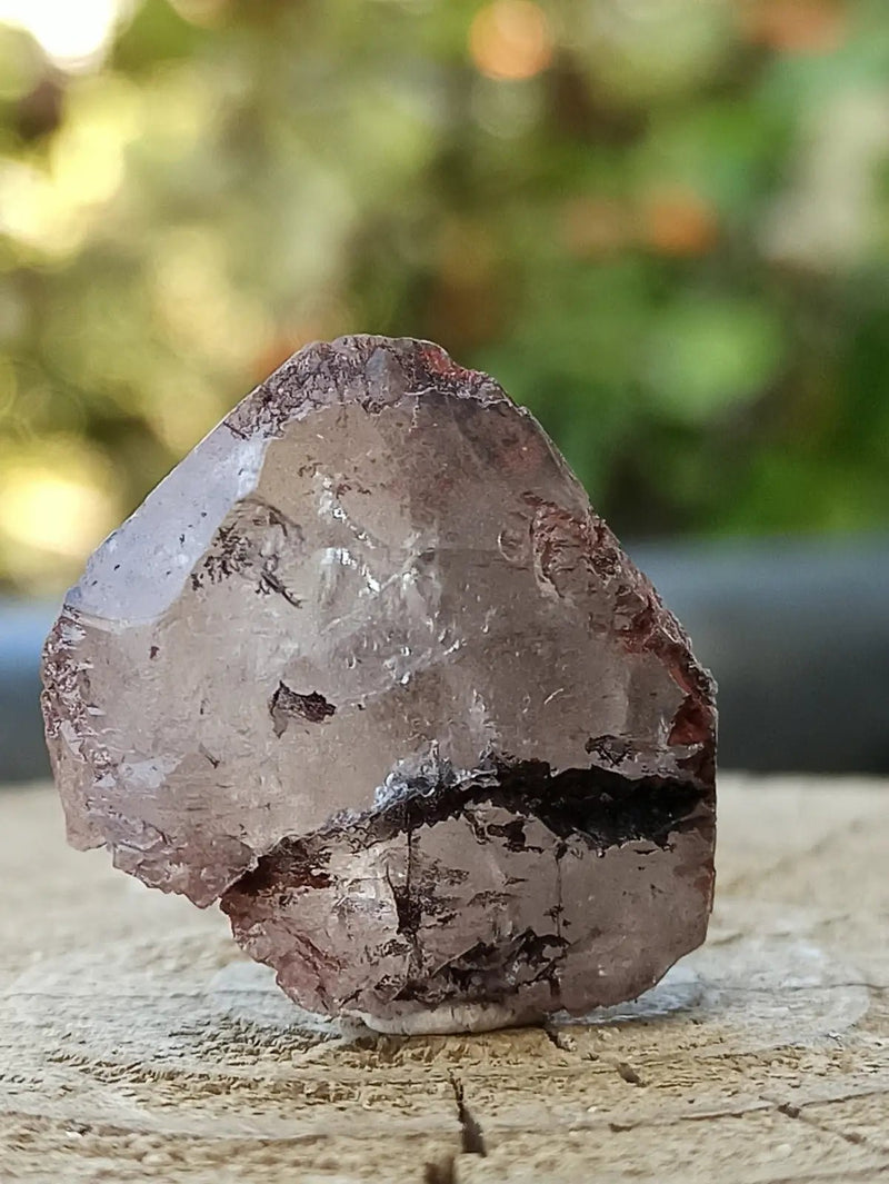 Load image into Gallery viewer, Quartz Nirvana ou Quartz de Glace de l’Himalaya Grade A ++++ (Très Rare) Quartz Nirvana ou Quartz glace d’Himalaya
