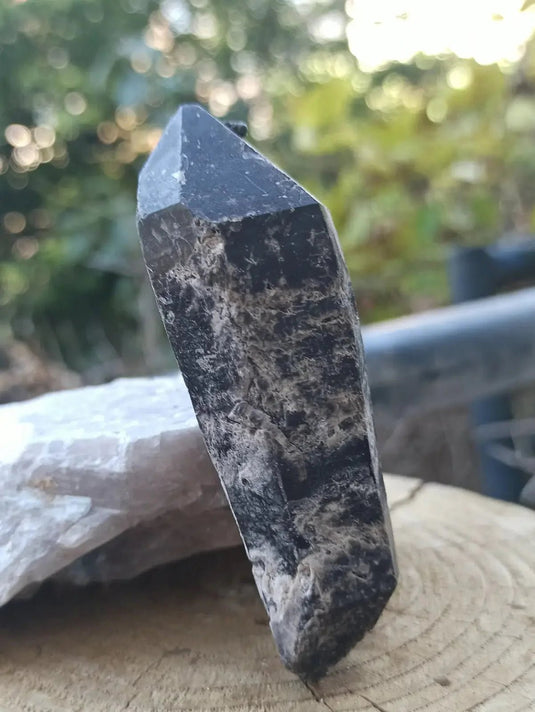 Quartz noir de Mongolie pointe brute Grade A++++ ’RARE’ Quartz noir de Mongolie