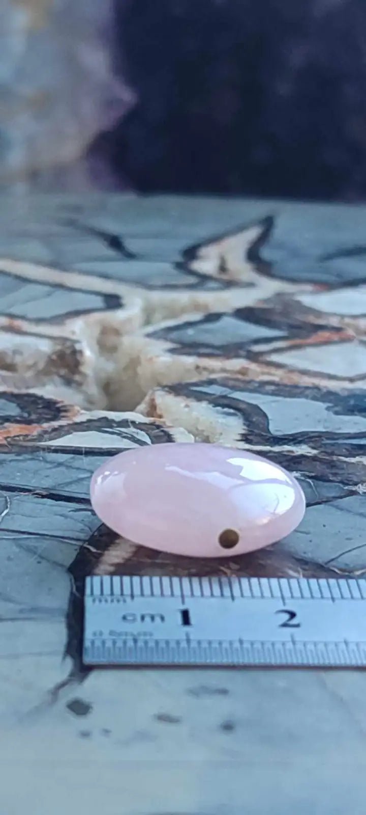 Chargez l&#39;image dans la visionneuse de la galerie, Quartz rose du Brésil pendentif coeur Grade A++++ (fourni avec cordon) Quartz rose pendentif
