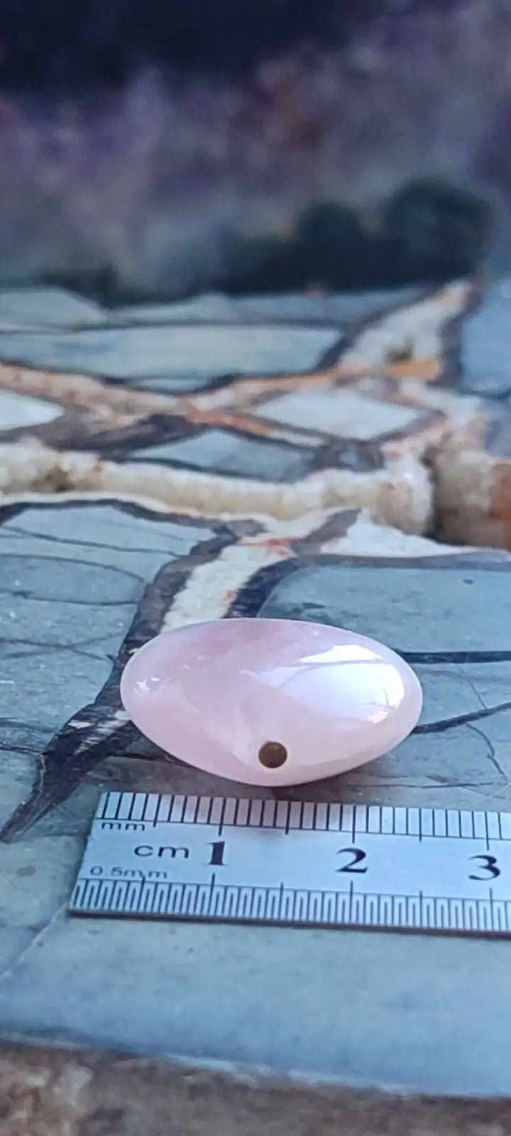 Chargez l&#39;image dans la visionneuse de la galerie, Quartz rose du Brésil pendentif coeur Grade A++++ (fourni avec cordon) Quartz rose pendentif
