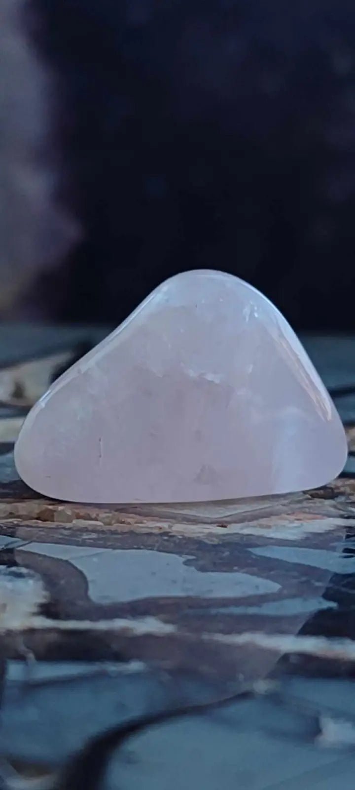 Load image into Gallery viewer, Quartz rose du Brésil pierre roulée Grade A++++ quartz rose pierre roulée
