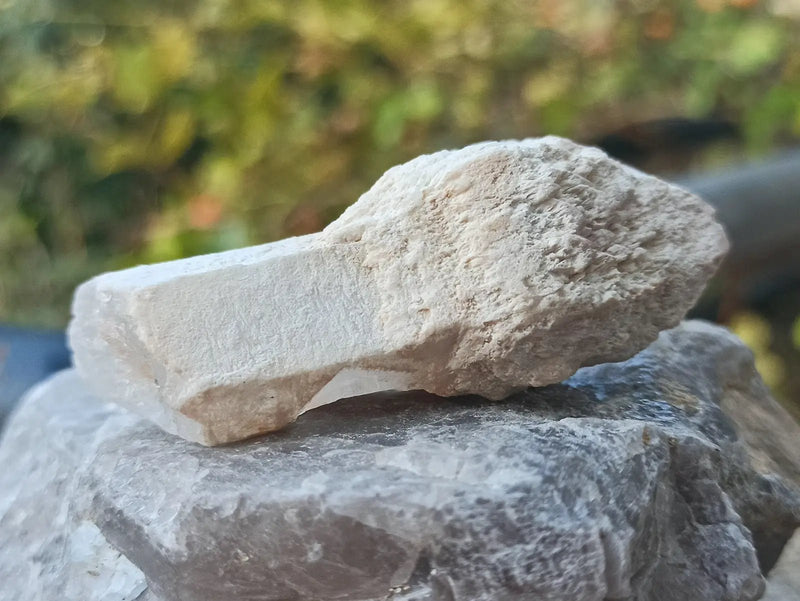 Load image into Gallery viewer, Quartz sceptre céleste du Brésil pointe brute Grade A++++ ’RARE’ Quartz sceptre céleste du Brésil pointe brute
