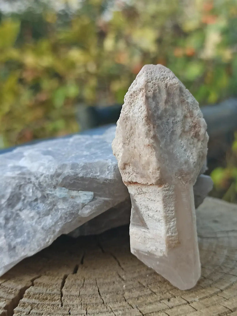 Load image into Gallery viewer, Quartz sceptre céleste du Brésil pointe brute Grade A++++ ’RARE’ Quartz sceptre céleste du Brésil pointe brute
