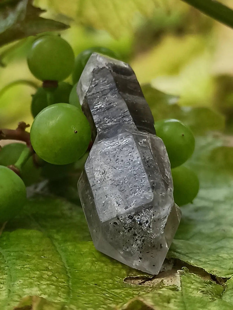Chargez l&#39;image dans la visionneuse de la galerie, Quartz Sceptre Himalaya pointe brute Grade A++++ ’RARE’ Quartz Sceptre Himalaya
