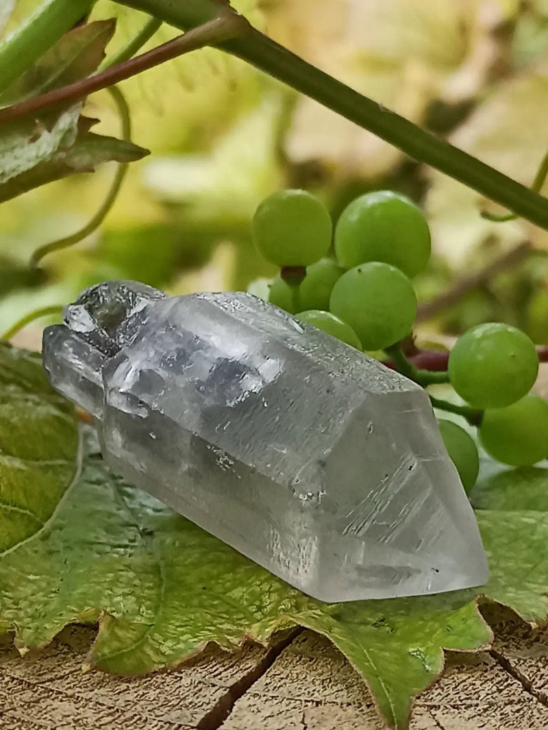 Chargez l'image dans la visionneuse de la galerie, Quartz Sceptre Himalaya pointe brute Grade A++++ ’RARE’ Quartz Sceptre Himalaya
