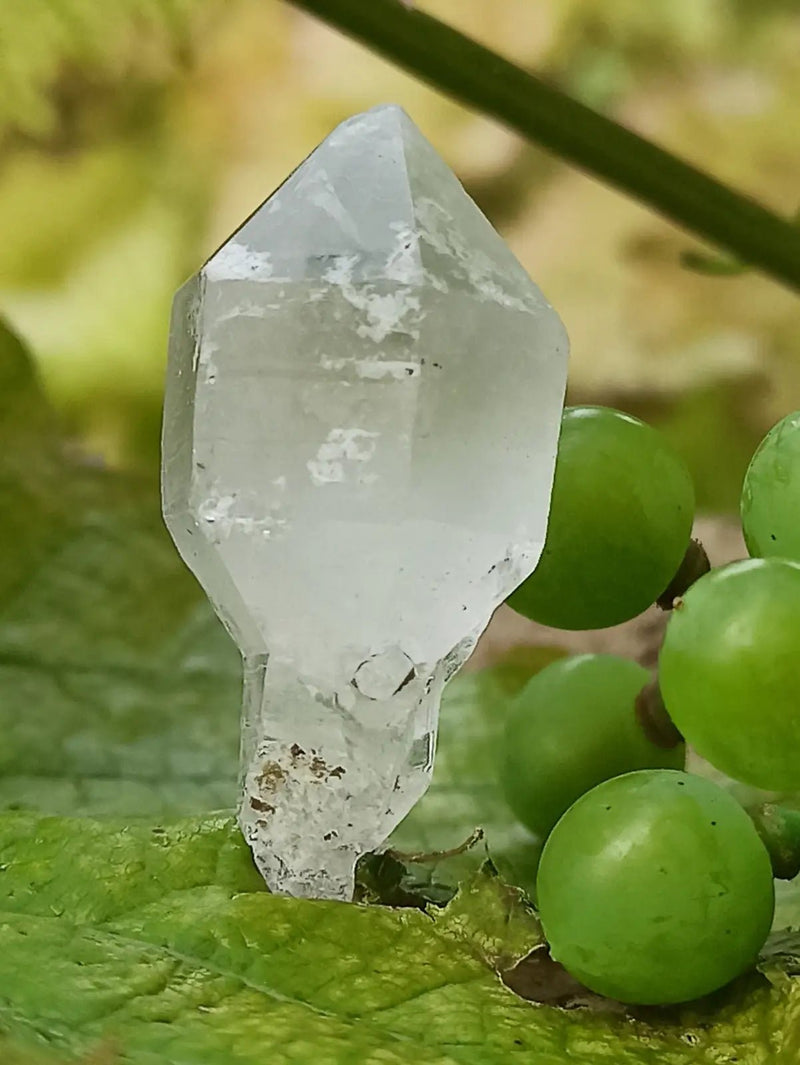 Chargez l&#39;image dans la visionneuse de la galerie, Quartz Sceptre Himalaya pointe brute Grade A++++ ’RARE’ Quartz Sceptre Himalaya
