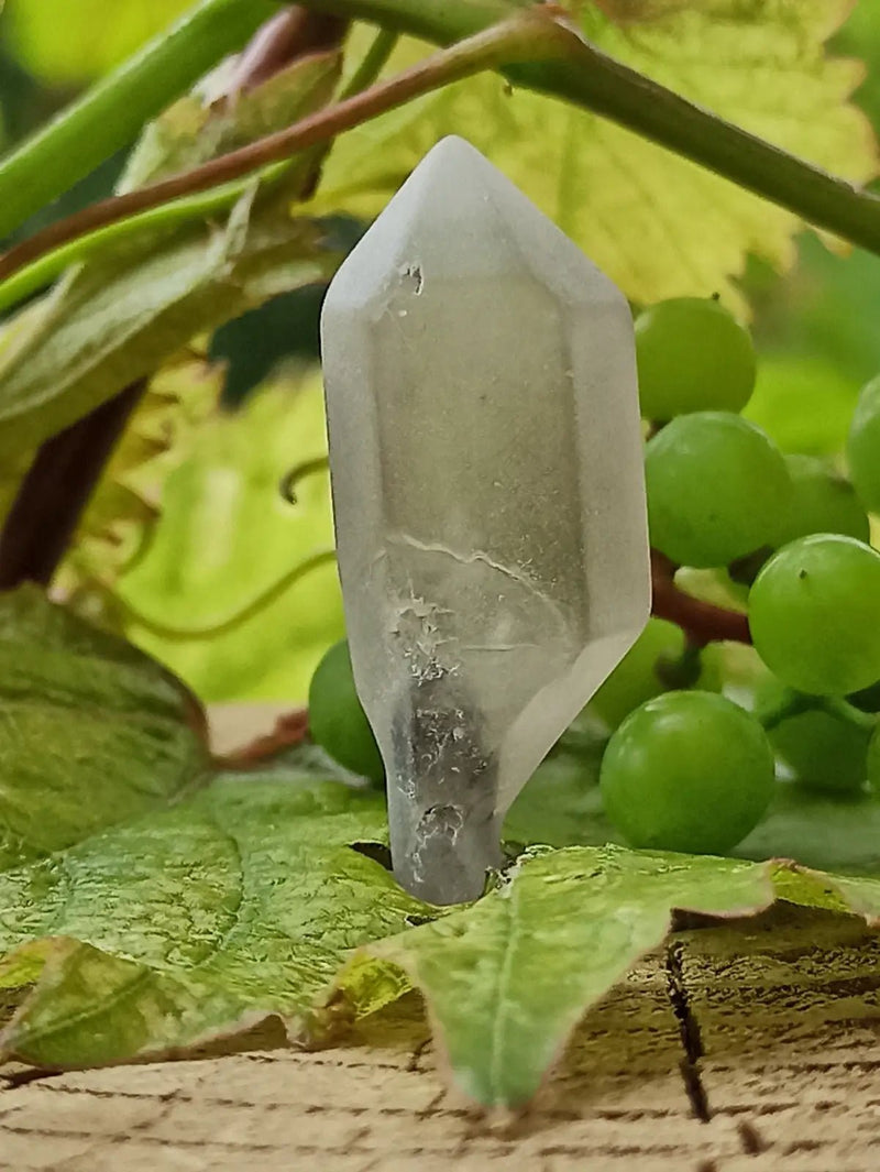 Chargez l&#39;image dans la visionneuse de la galerie, Quartz Sceptre Himalaya pointe brute Grade A++++ ’RARE’ Quartz Sceptre Himalaya
