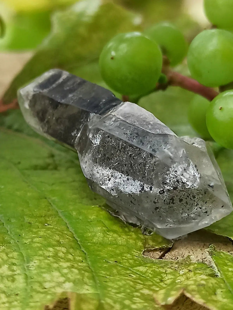 Chargez l&#39;image dans la visionneuse de la galerie, Quartz Sceptre Himalaya pointe brute Grade A++++ ’RARE’ Quartz Sceptre Himalaya
