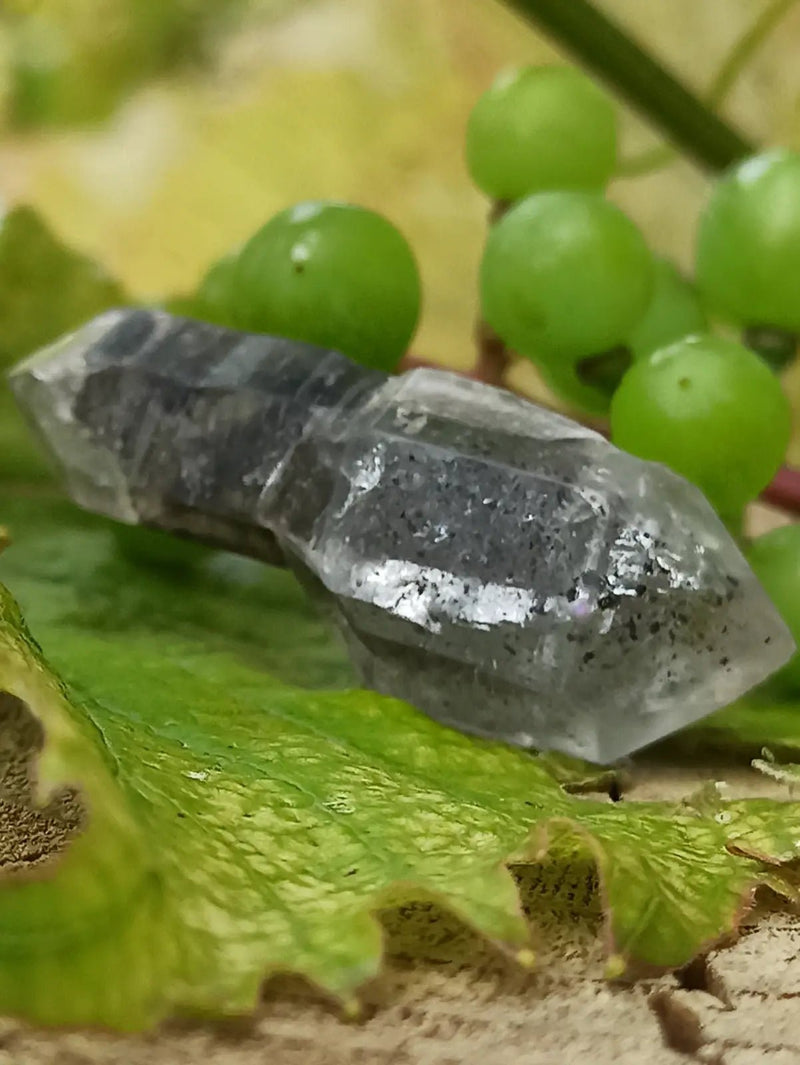 Chargez l&#39;image dans la visionneuse de la galerie, Quartz Sceptre Himalaya pointe brute Grade A++++ ’RARE’ Quartz Sceptre Himalaya
