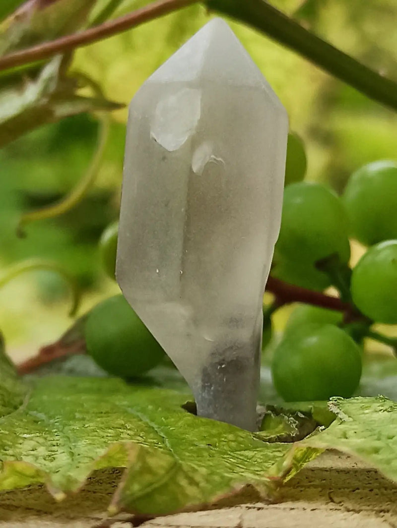 Chargez l&#39;image dans la visionneuse de la galerie, Quartz Sceptre Himalaya pointe brute Grade A++++ ’RARE’ Quartz Sceptre Himalaya
