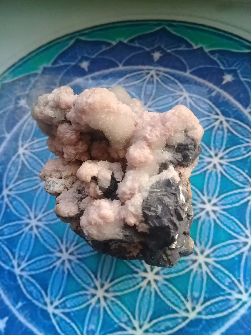 Load image into Gallery viewer, Rhodochrosite cristallisée et Galène brute Grade A ++++ pièce de Collection Rhodochrosite cristallisée Galène brute
