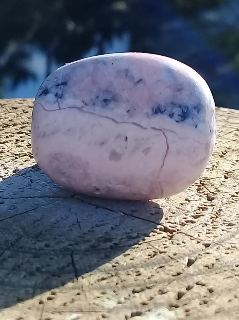 Load image into Gallery viewer, Rhodochrosite d’Argentine Grade A ++++ pendentif Rhodochrosite d’Argentine pendentif
