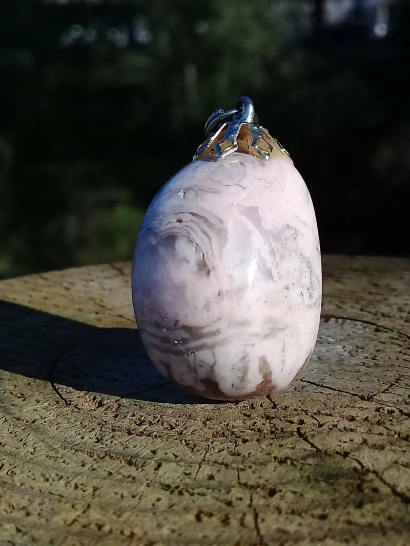 Load image into Gallery viewer, Rhodochrosite d’Argentine Grade A ++++ pendentif Rhodochrosite d’Argentine pendentif
