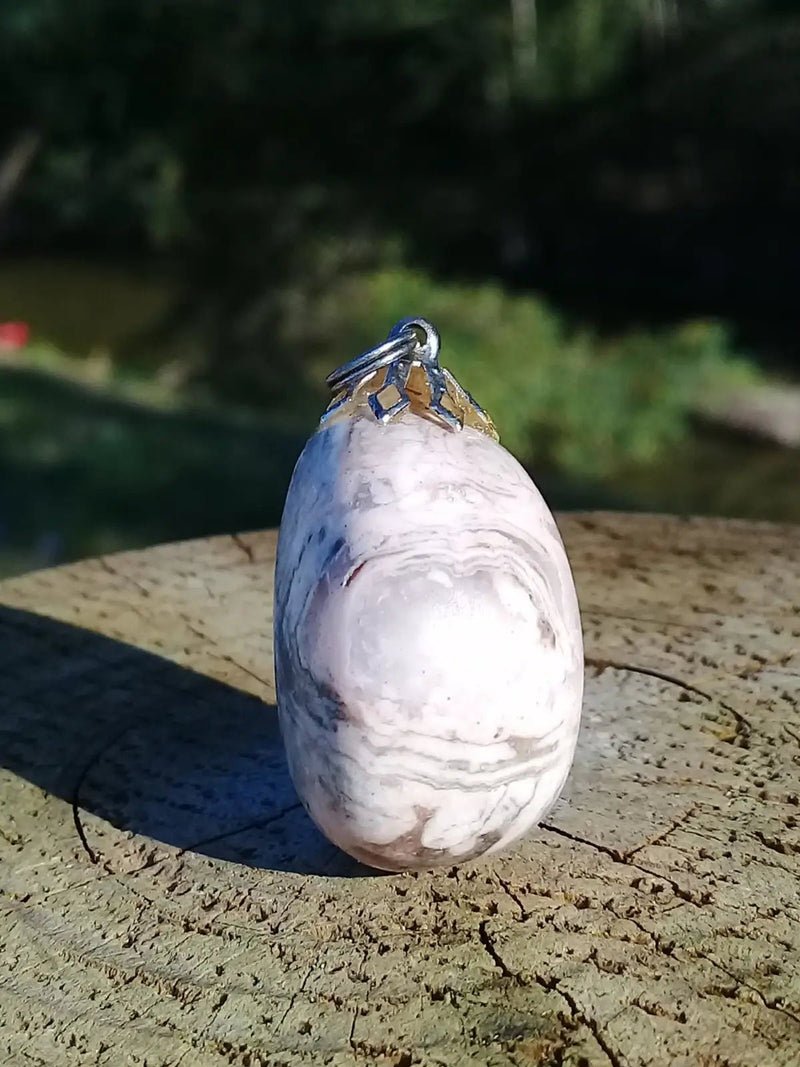 Load image into Gallery viewer, Rhodochrosite d’Argentine Grade A ++++ pendentif Rhodochrosite d’Argentine pendentif

