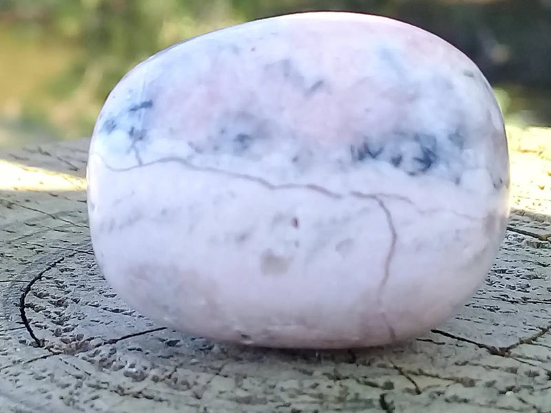 Load image into Gallery viewer, Rhodochrosite d’Argentine Grade A ++++ pendentif Rhodochrosite d’Argentine pendentif
