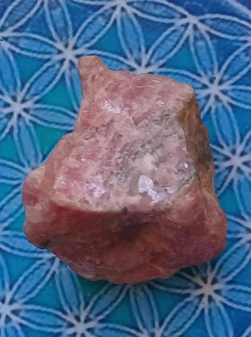Laden Sie das Bild in Galerie -Viewer, Rhodochrosite rose du Mexique Grade A ++++ pierre brute Rhodochroste rose du Mexique pierre brute Dans la besace du p&#39;tit Poucet...   
