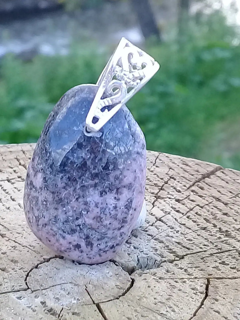 Load image into Gallery viewer, Rhodonite d’Argentine pendentif bélière Argt 925 Grade A ++++ (fourni avec cordon) Rhodonite pendentif bélière Argent 925
