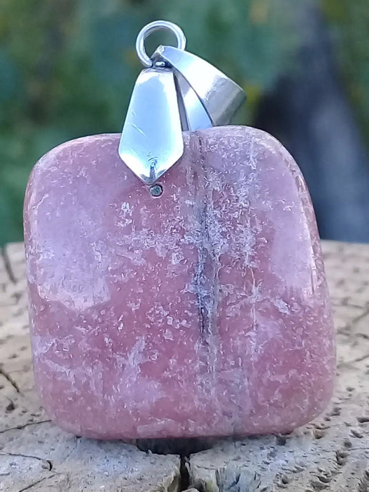 Rhodonite d’Argentine pendentif Grade A ++++ (fourni avec cordon) Rhodonite pendentif