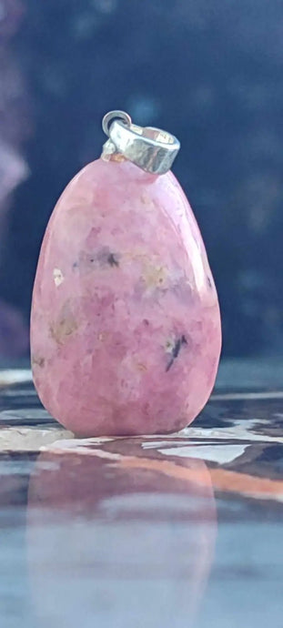 Rhodonite d’Argentine pendentif Grade A++++ monté argt925 (fourni avec cordon) Rhodonite pendentif bélière Argent 925