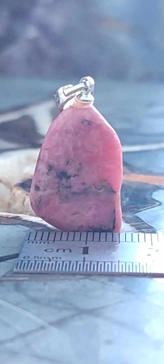 Rhodonite d’Argentine pendentif Grade A++++ monté argt925 (fourni avec cordon) Rhodonite pendentif bélière Argent 925