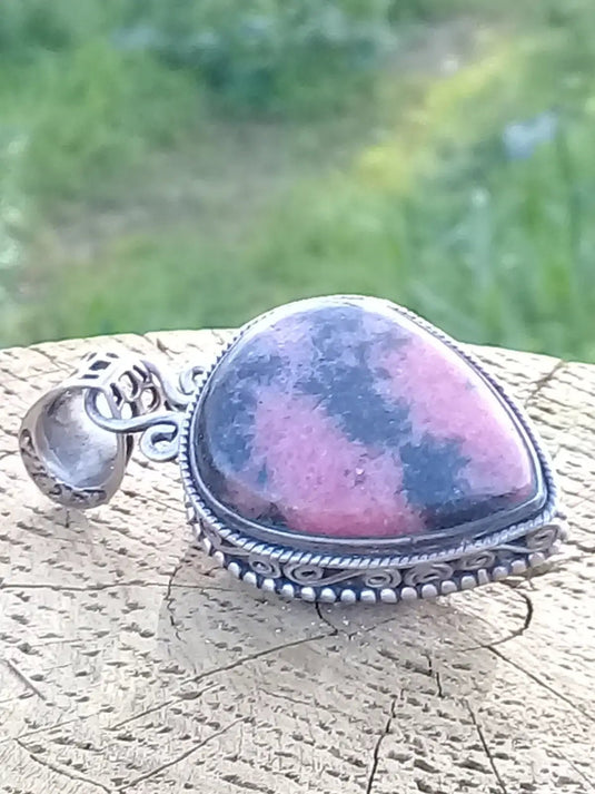 Rhodonite d’Argentine pendentif Grade A ++++ monté sur Argt Rhodié Rhodonite pendentif sur Argt Rhodié