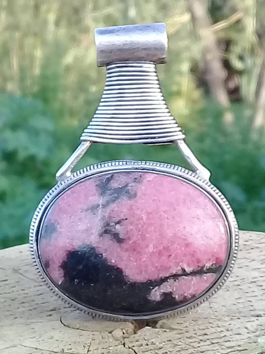 Rhodonite d’Argentine pendentif Grade A ++++ monté sur Argt Rhodié Rhodonite pendentif sur Argt Rhodié