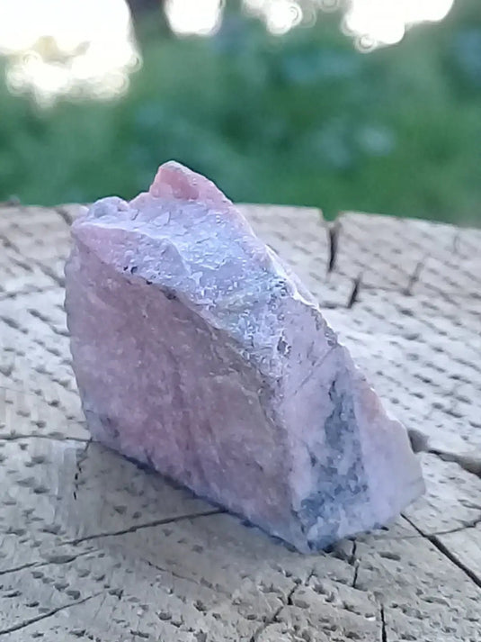 Rhodonite d’Argentine pierre brute Grade A ++++ Rhodonite pierre brute